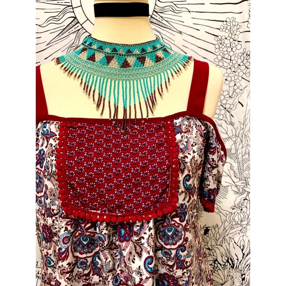 Xhilaration Dresses & Skirts - 🌈 Beautiful paisley flower dress